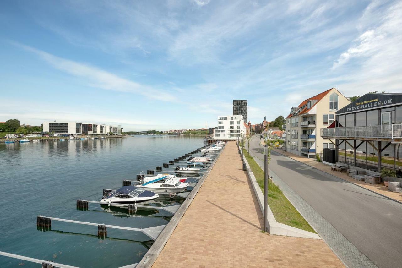 Luxury City Center Harbour Apartment 2 Bedroom Sønderborg Dış mekan fotoğraf