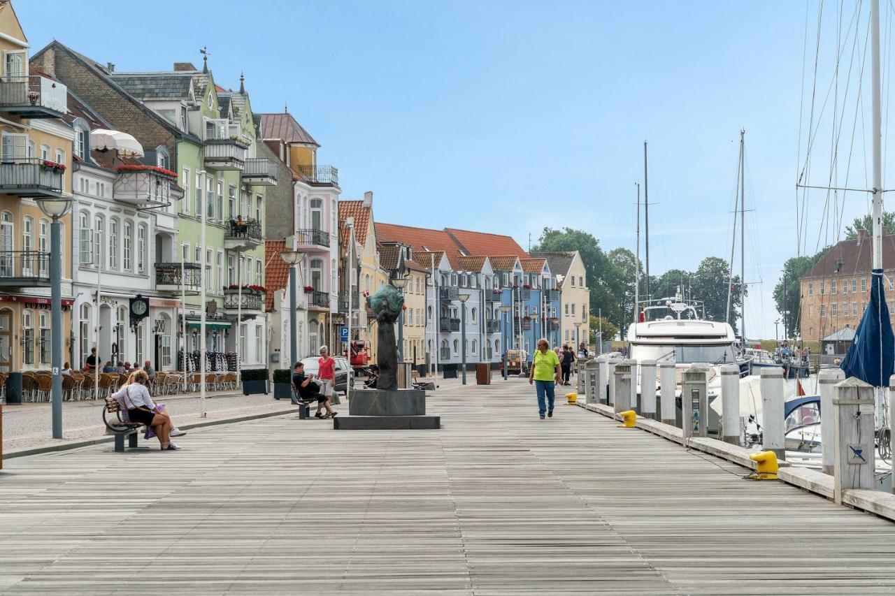 Luxury City Center Harbour Apartment 2 Bedroom Sønderborg Dış mekan fotoğraf