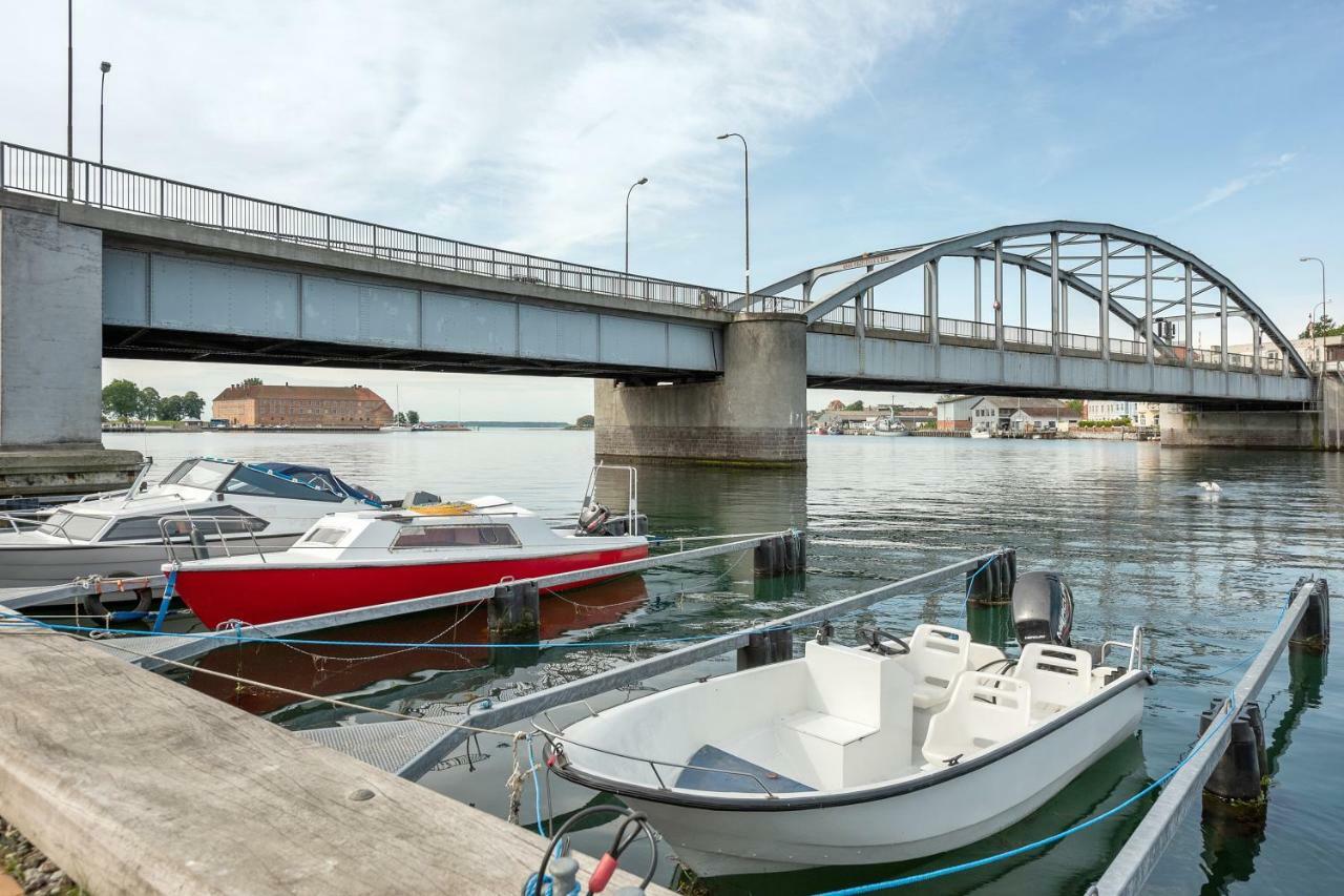 Luxury City Center Harbour Apartment 2 Bedroom Sønderborg Dış mekan fotoğraf