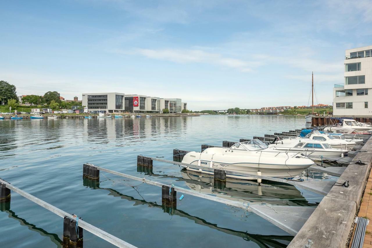 Luxury City Center Harbour Apartment 2 Bedroom Sønderborg Dış mekan fotoğraf